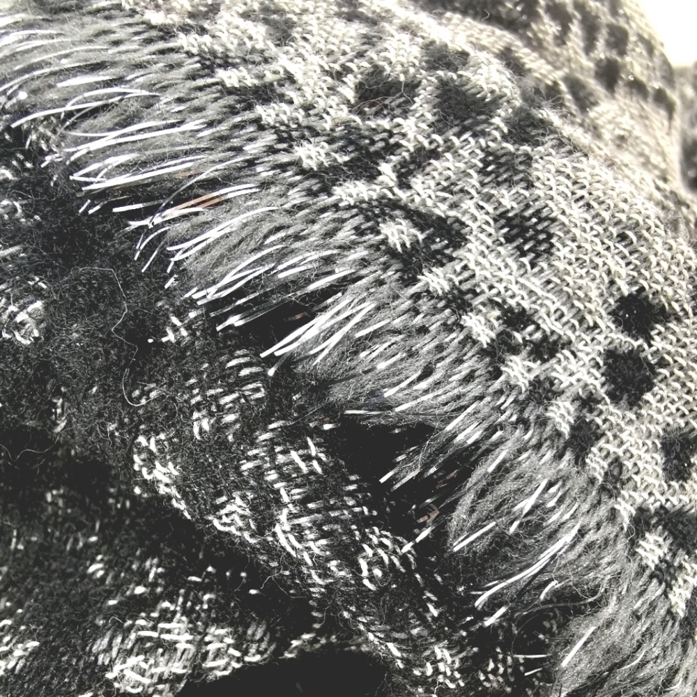 Ahujasons India Women’s O/S Black Gray Scarf - Picture 6 of 9